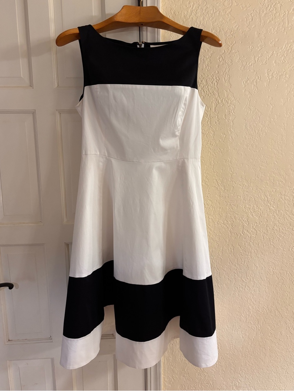 Kate Spade Fit & Flare Black and White Cocktail Dress 8